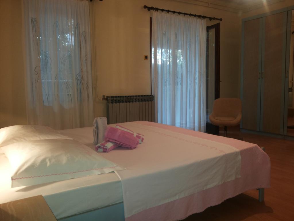 Bed & Breakfast Banjole Δωμάτιο φωτογραφία